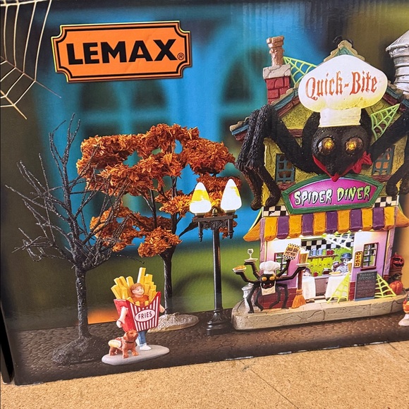 Lemax Quick-Bite Spider Diner with Vibrant Colors